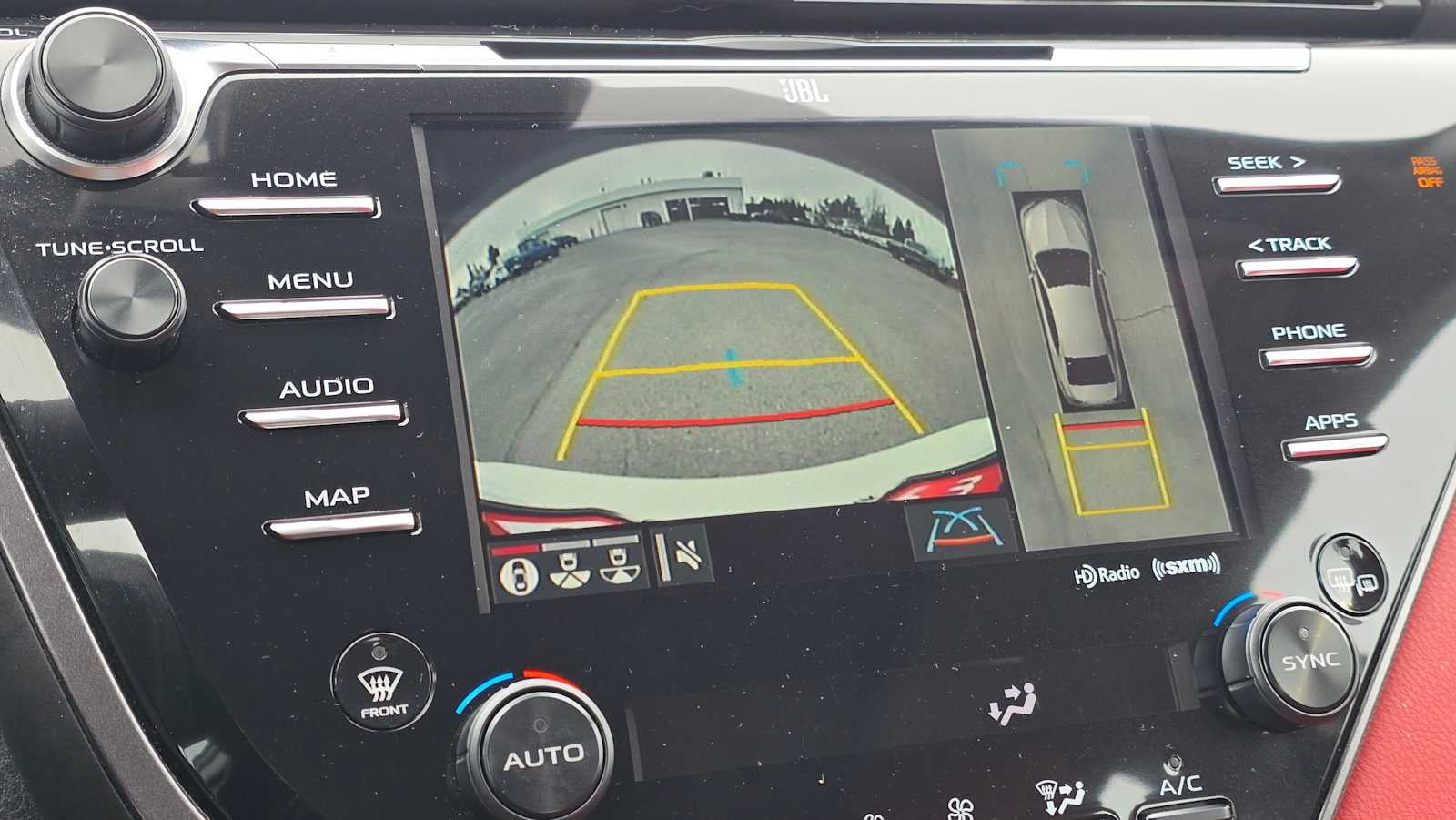 2019 Toyota Camry XSE