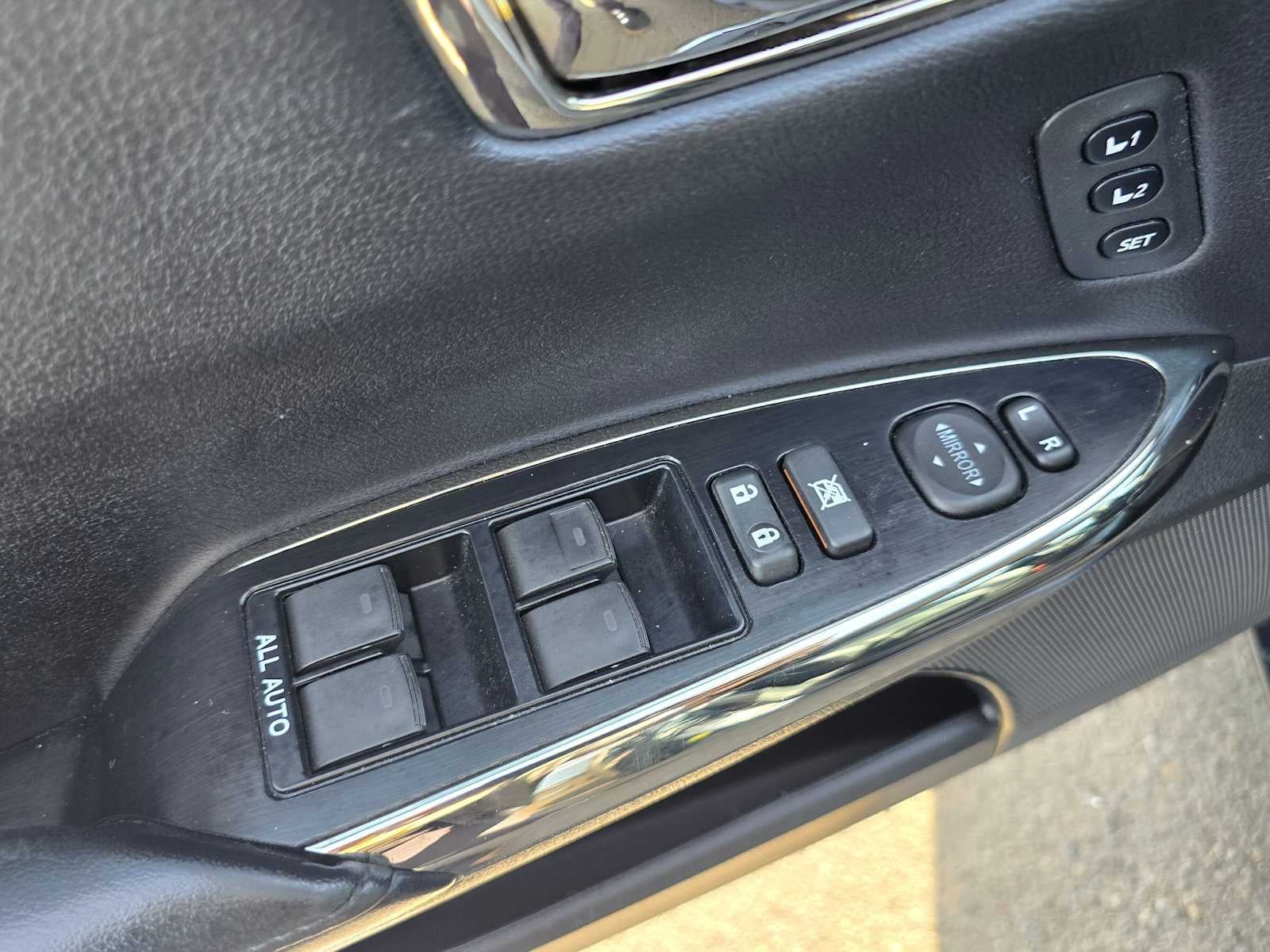 2015 Toyota Avalon Hybrid Limited