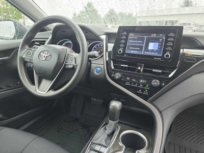 2022 Toyota Camry Hybrid LE