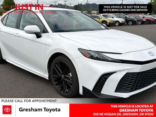 2025 Toyota Camry SE