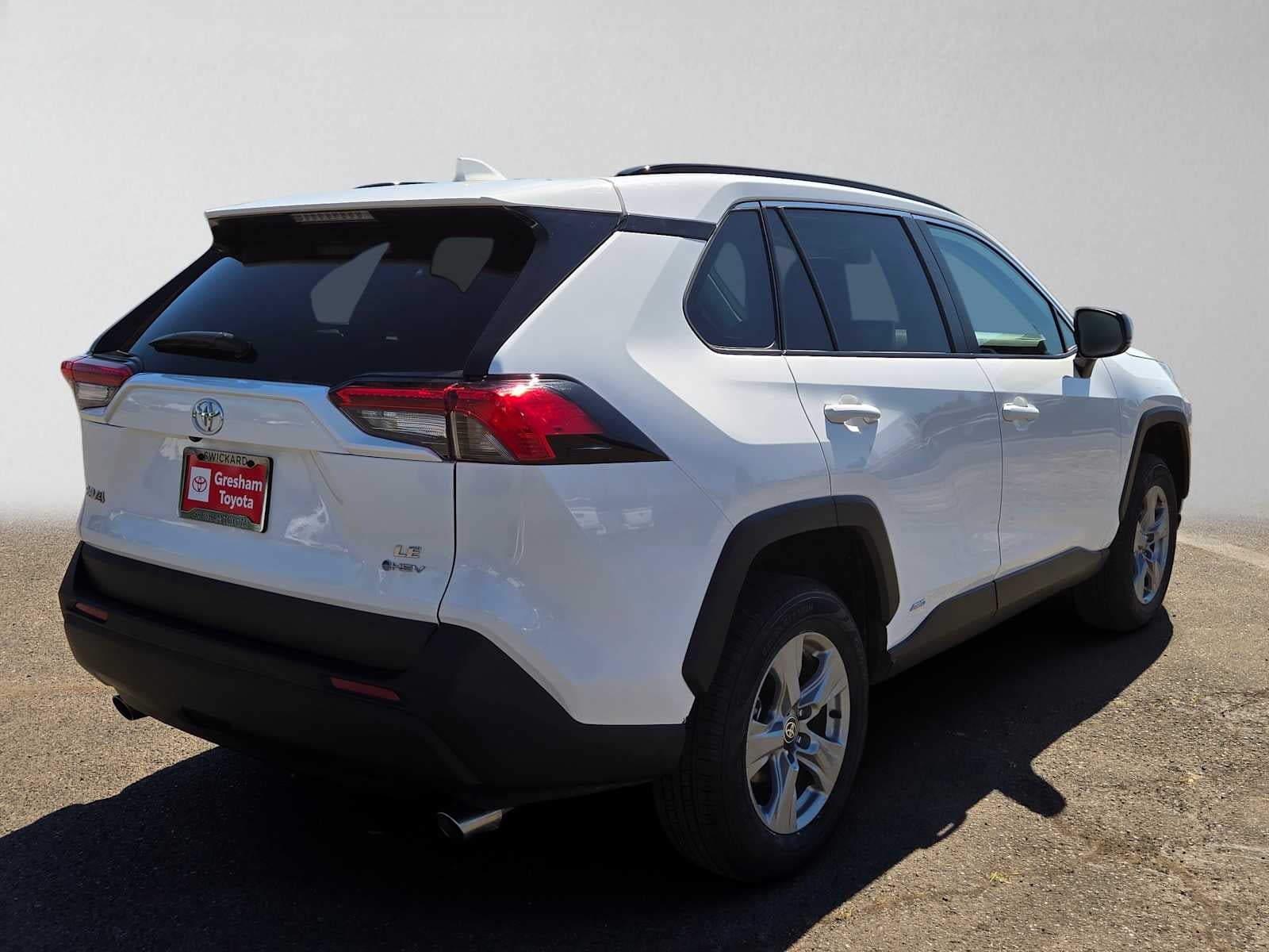 2025 Toyota RAV4 Hybrid LE
