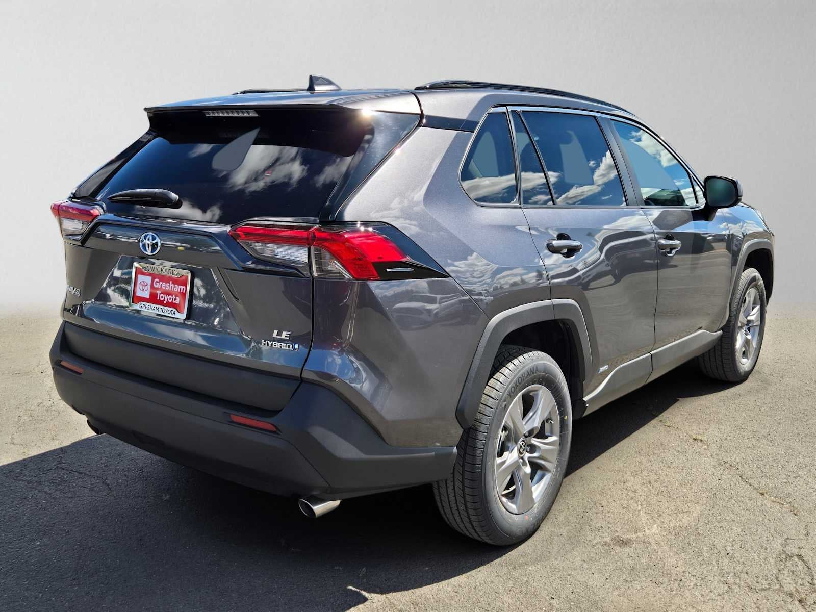 2023 Toyota RAV4 Hybrid LE