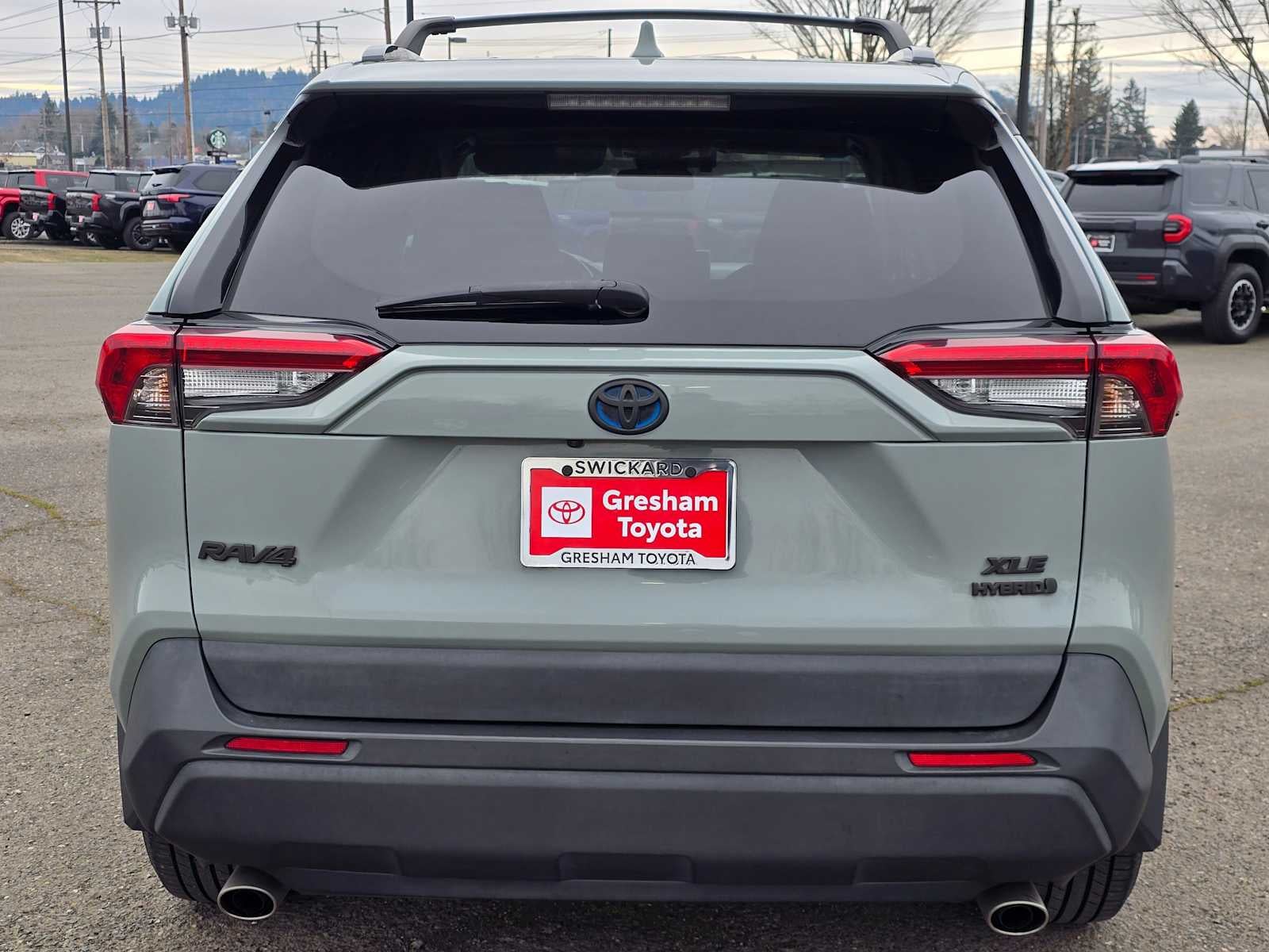 2021 Toyota RAV4 Hybrid XLE