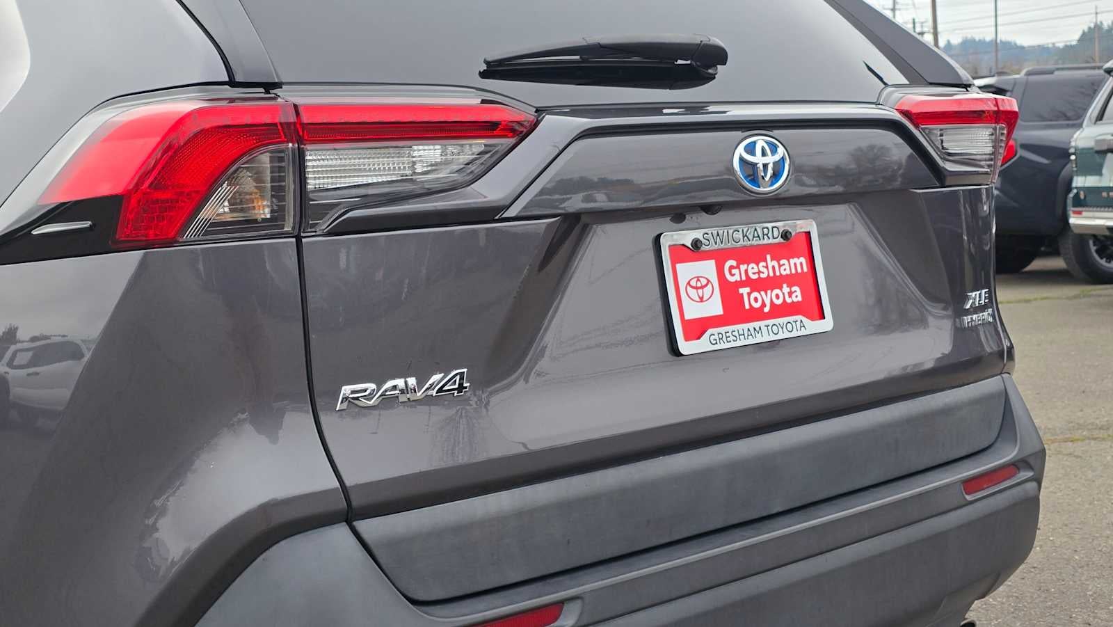 2021 Toyota RAV4 Hybrid XLE