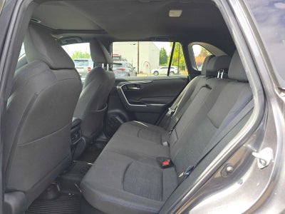 2023 Toyota RAV4 Hybrid SE