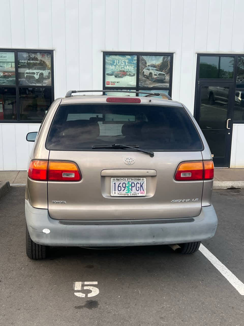 1999 Toyota Sienna LE