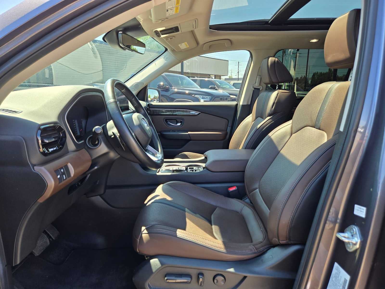 2023 Honda Pilot Elite