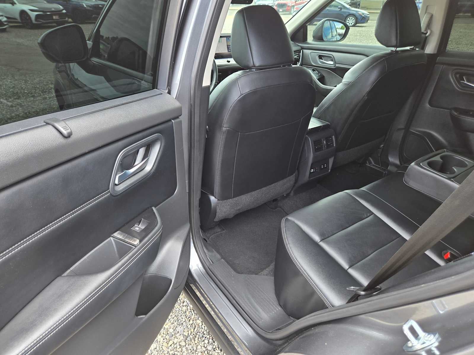2024 Nissan Rogue SL