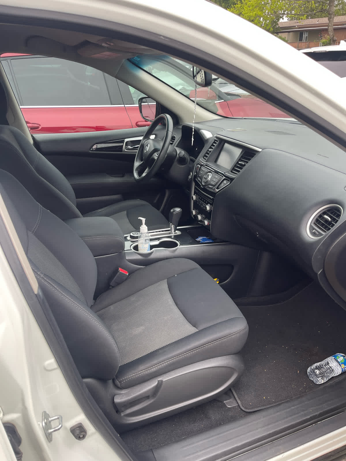 2017 Nissan Pathfinder SV