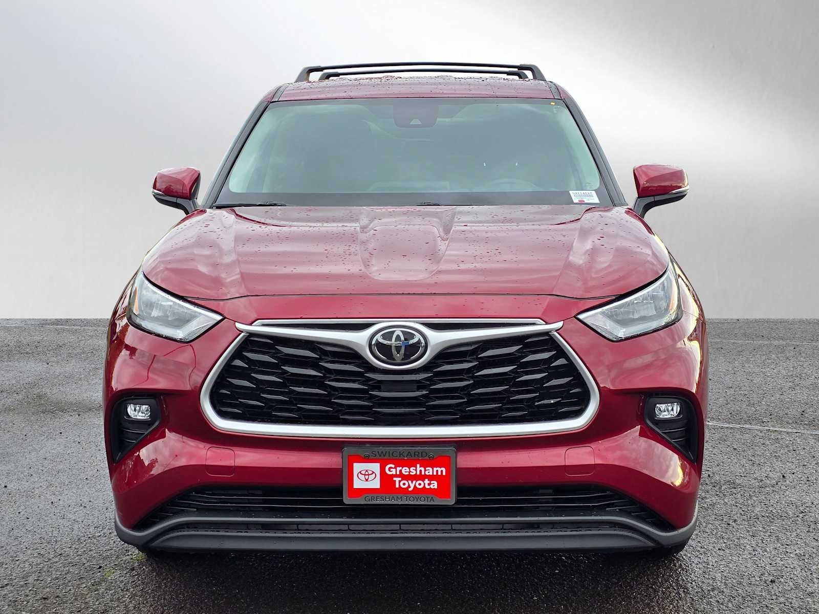 2020 Toyota Highlander LE