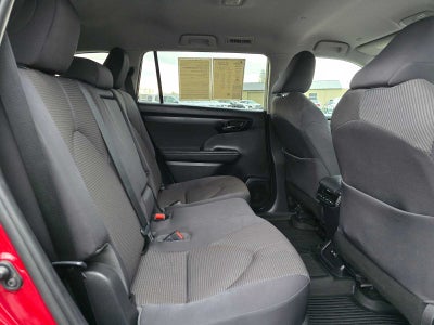 2020 Toyota Highlander LE