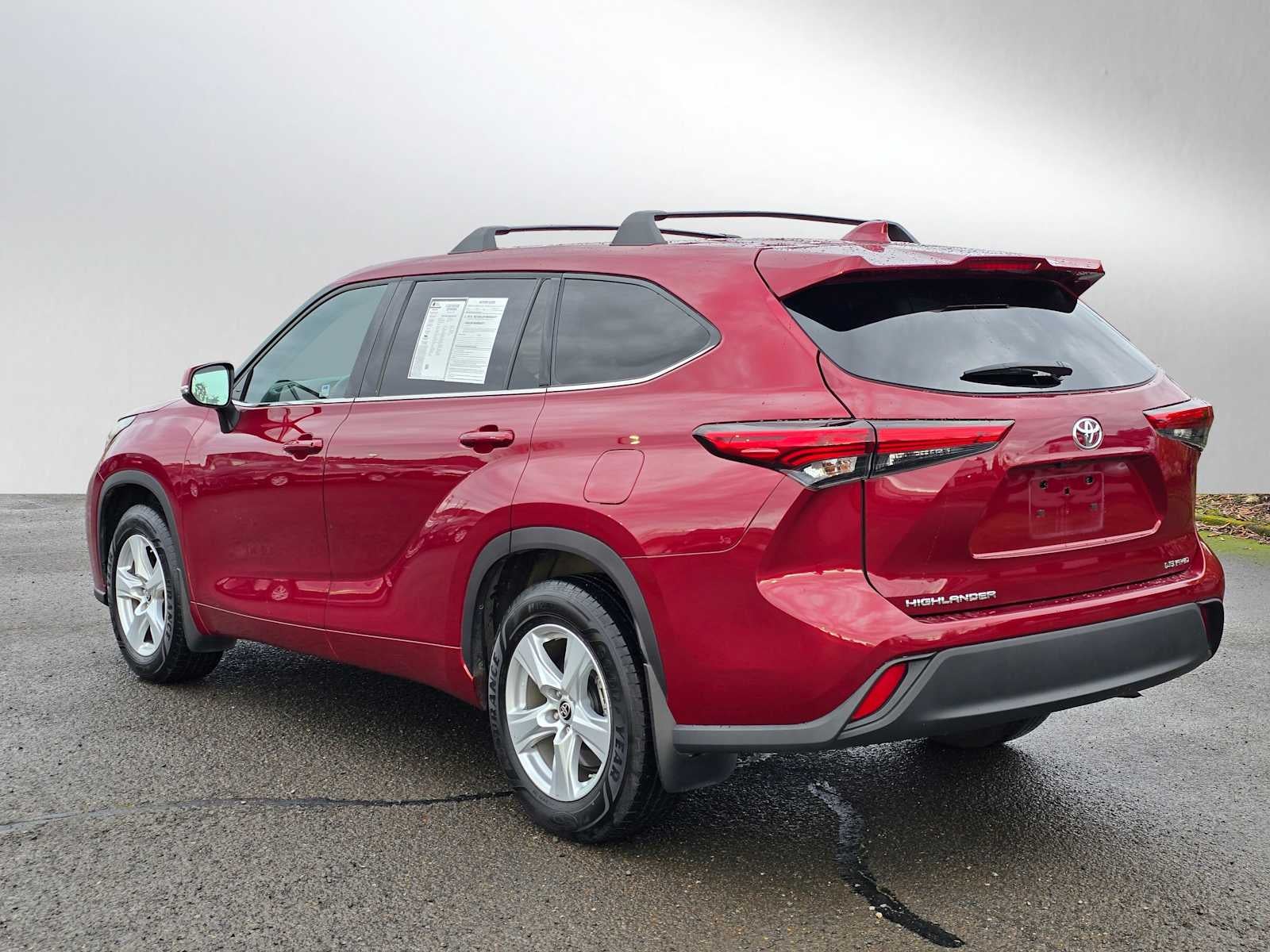 2020 Toyota Highlander LE