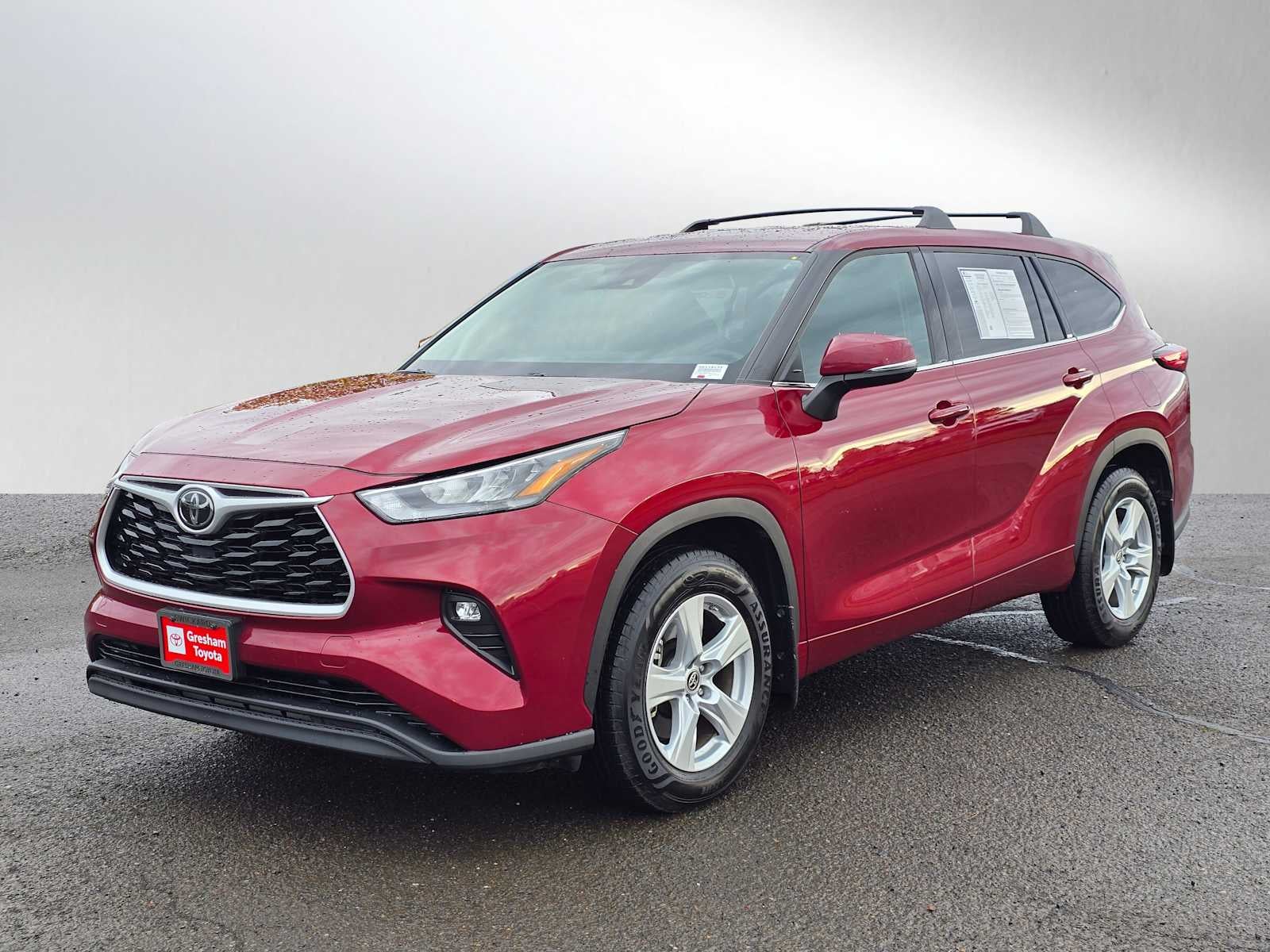 2020 Toyota Highlander LE