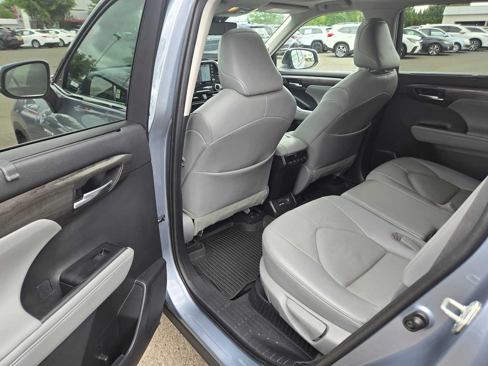2021 Toyota Highlander Hybrid Limited