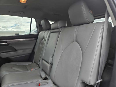 2021 Toyota Highlander Hybrid Limited
