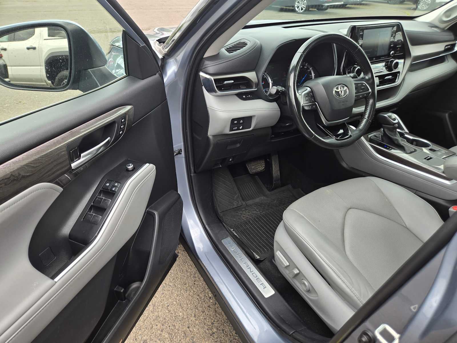 2021 Toyota Highlander Hybrid Limited