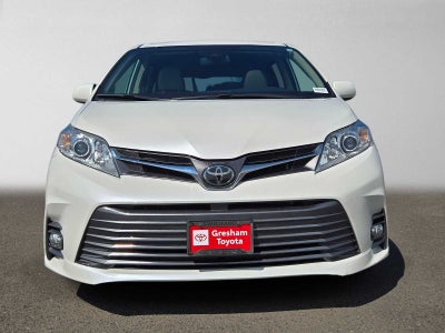 2020 Toyota Sienna XLE