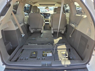 2020 Toyota Sienna XLE