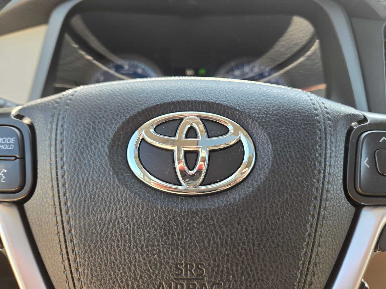 2020 Toyota Sienna XLE