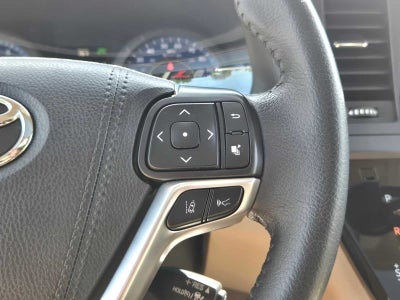 2020 Toyota Sienna XLE