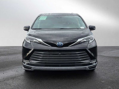 2023 Toyota Sienna Platinum