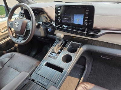2023 Toyota Sienna Platinum