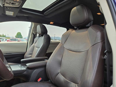 2023 Toyota Sienna Platinum