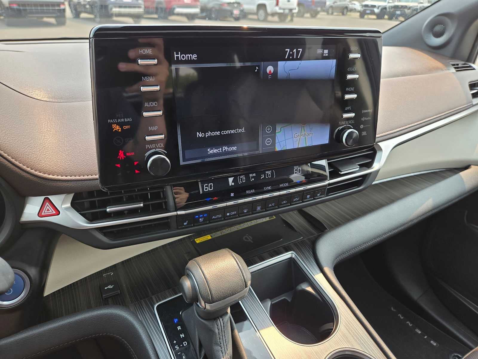 2023 Toyota Sienna Platinum