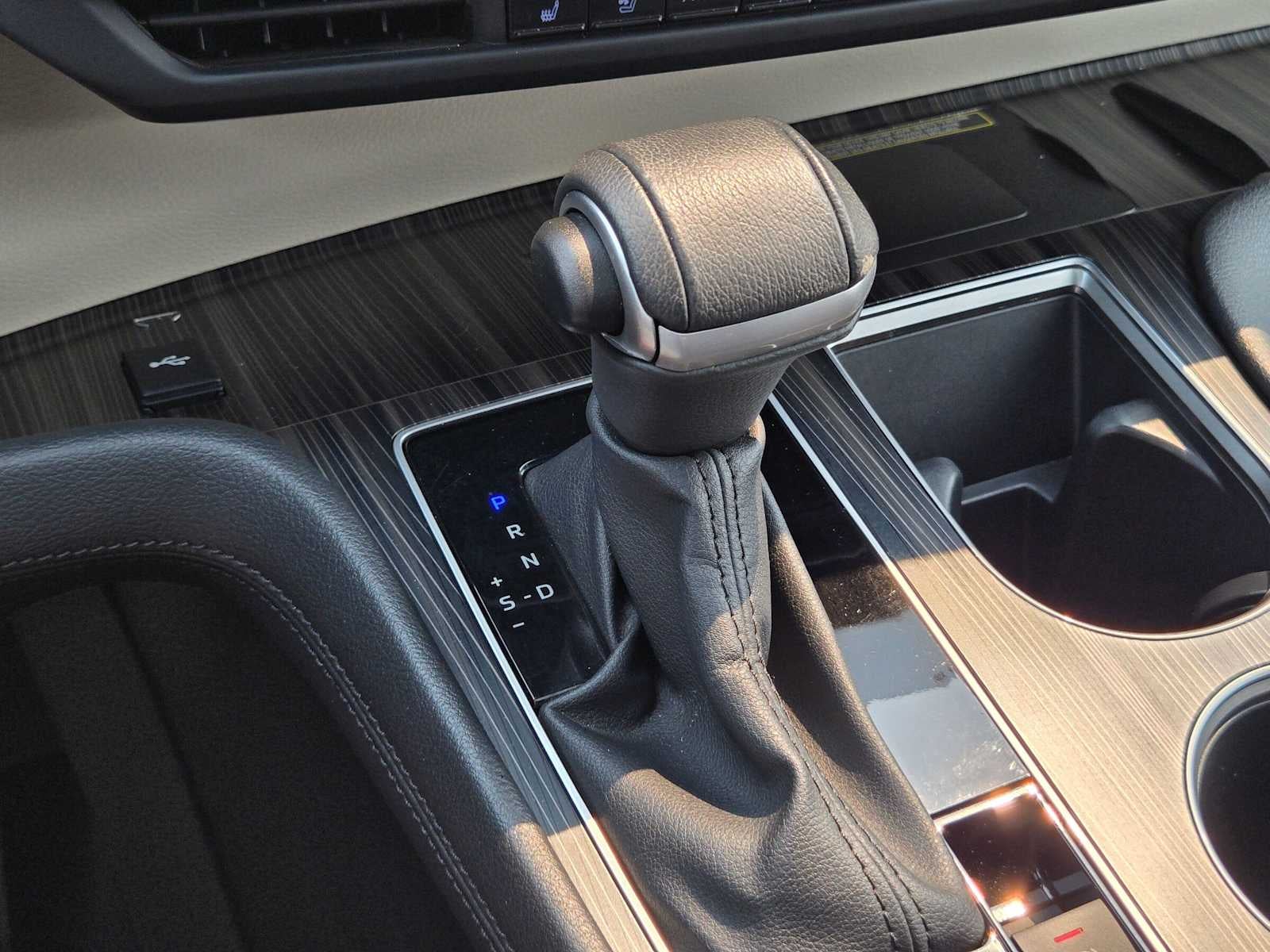 2023 Toyota Sienna Platinum