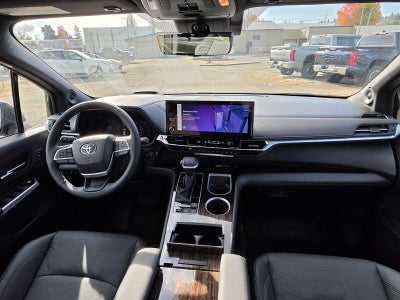 2026 Toyota Sienna Platinum