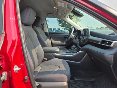2024 Toyota Highlander Hybrid LE Nightshade
