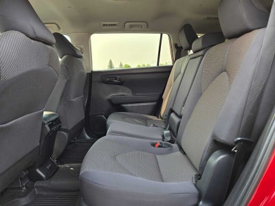 2024 Toyota Highlander Hybrid LE Nightshade