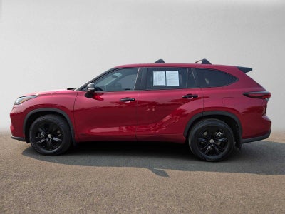 2024 Toyota Highlander Hybrid LE Nightshade