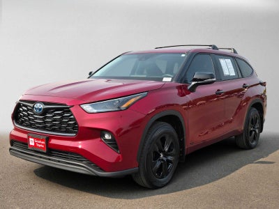 2024 Toyota Highlander Hybrid LE Nightshade