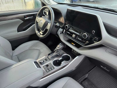 2024 Toyota Highlander Platinum