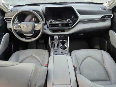 2024 Toyota Highlander Platinum