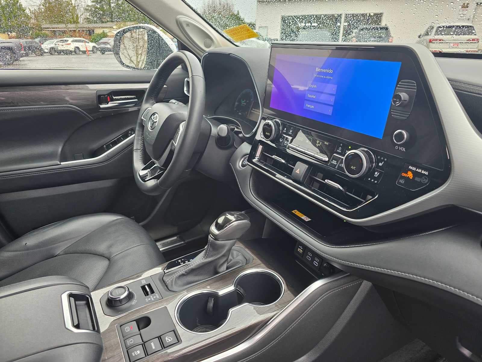 2024 Toyota Highlander Platinum