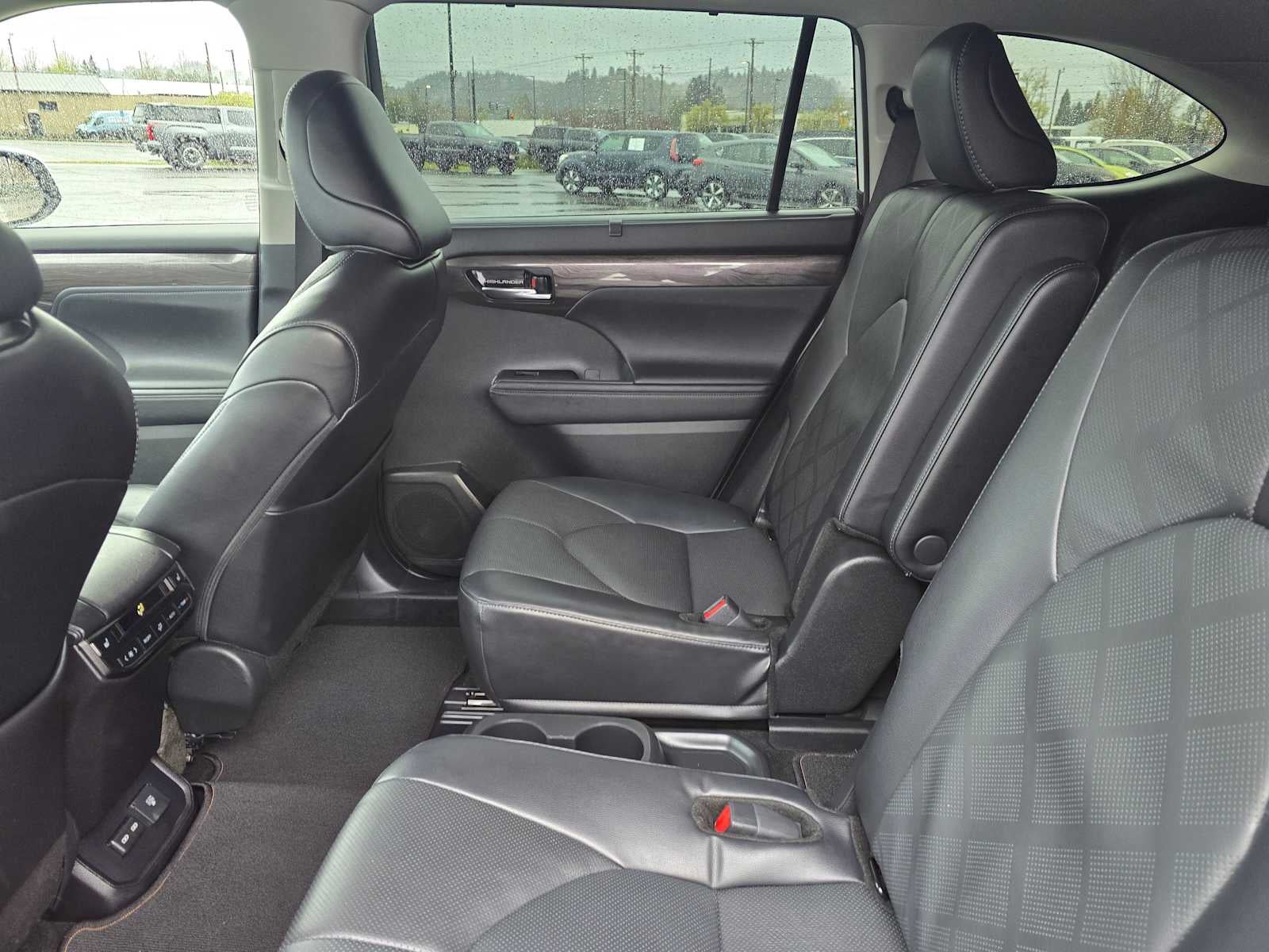 2024 Toyota Highlander Platinum