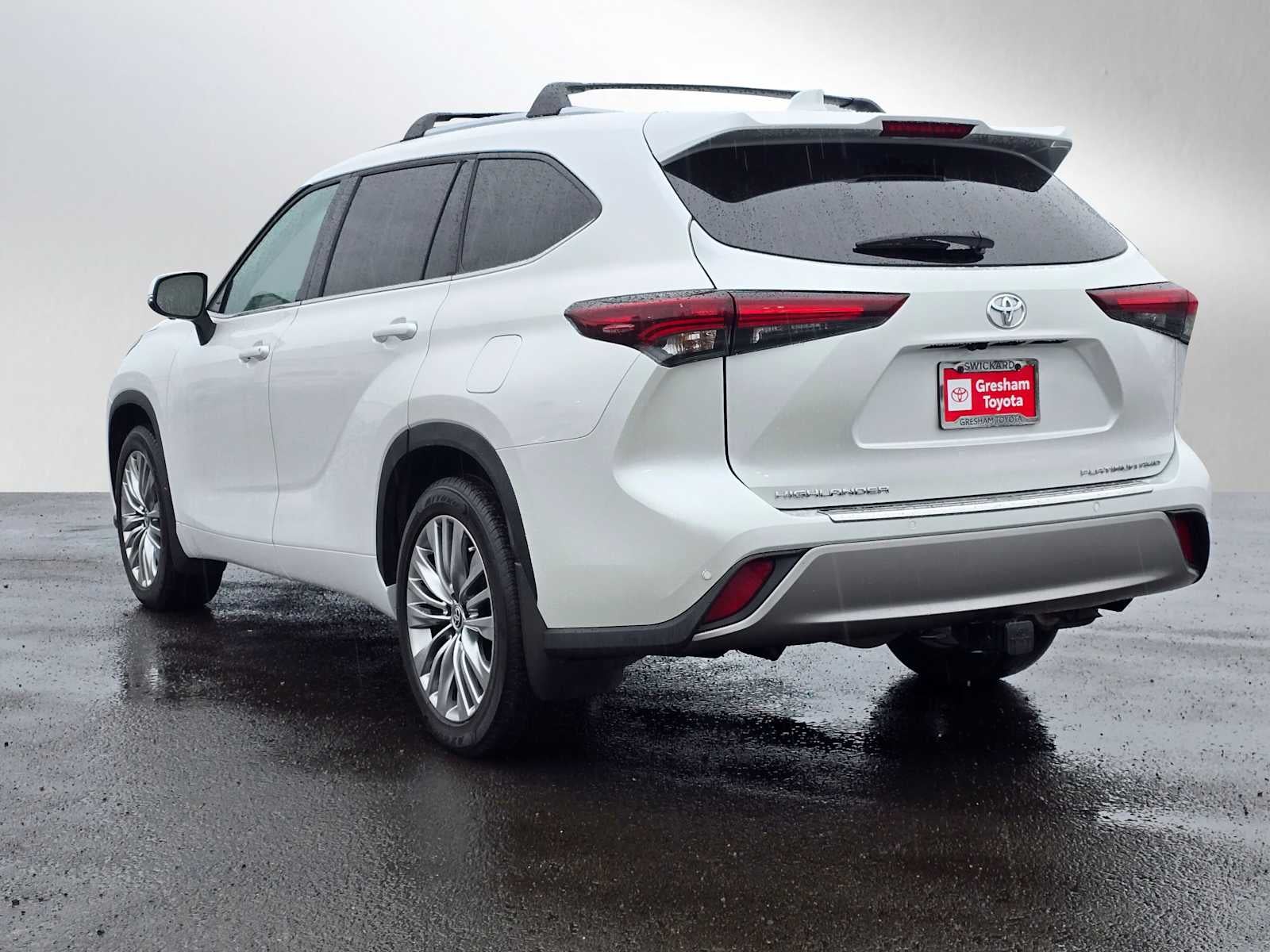 2024 Toyota Highlander Platinum