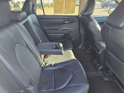 2024 Toyota Highlander XLE