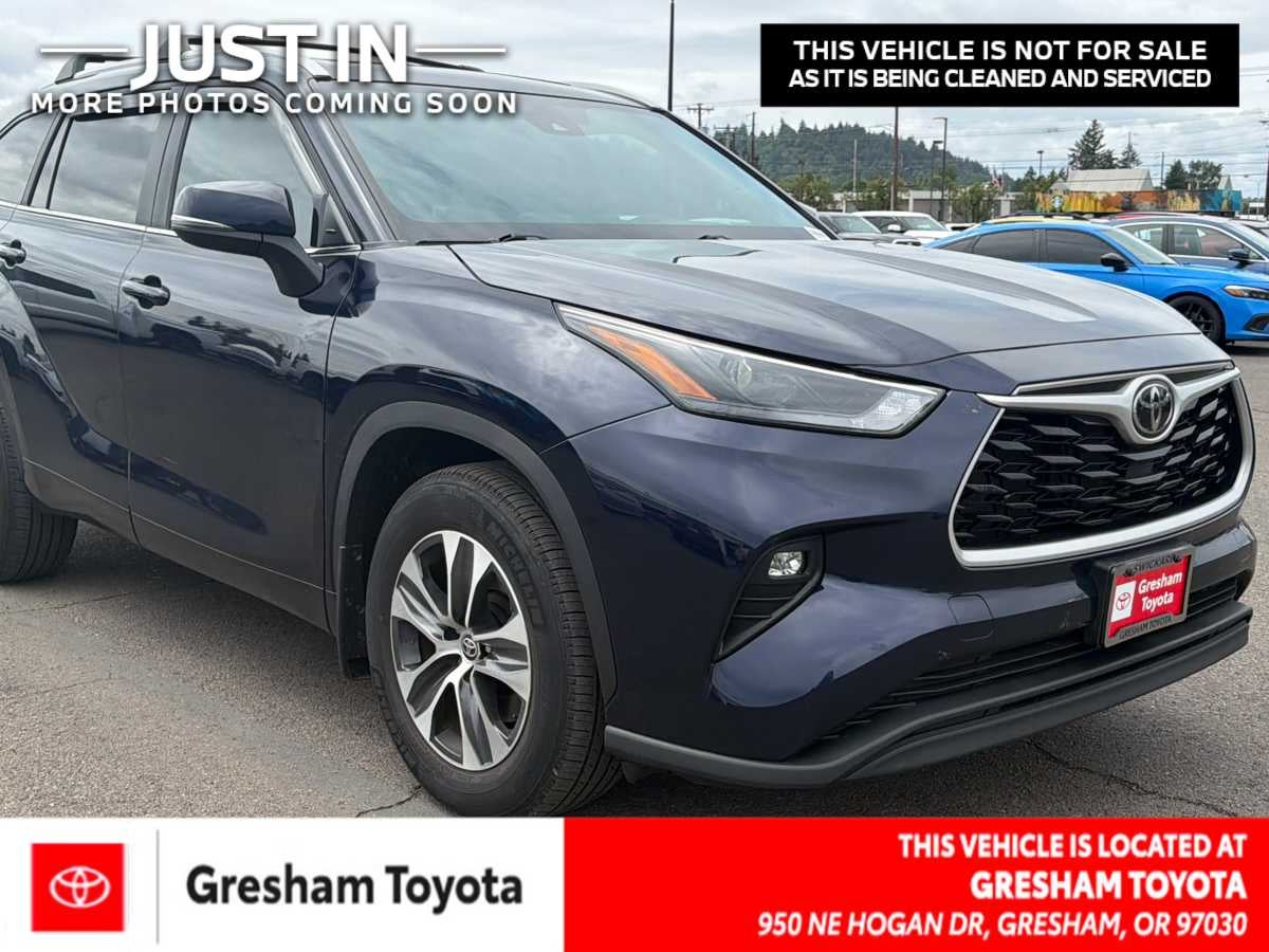 2023 Toyota Highlander XLE