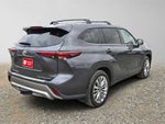 2025 Toyota Highlander Platinum