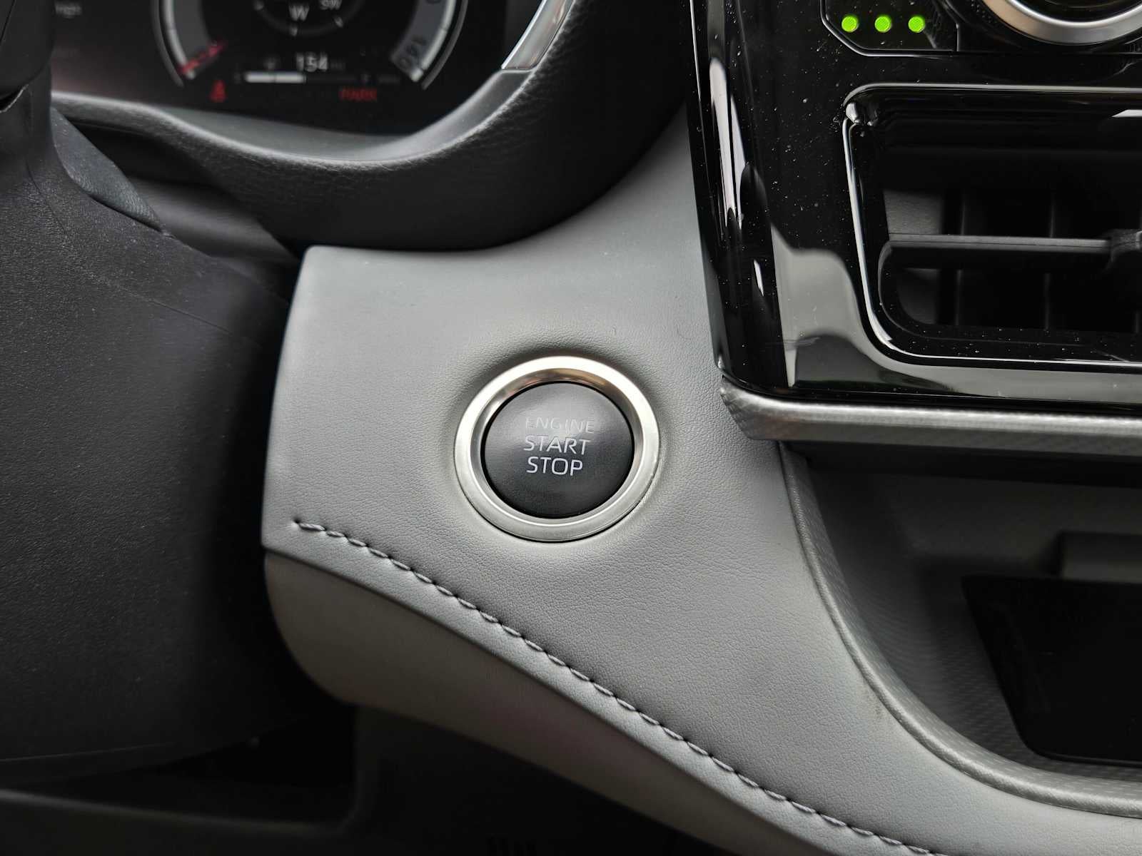 2025 Toyota Highlander Platinum