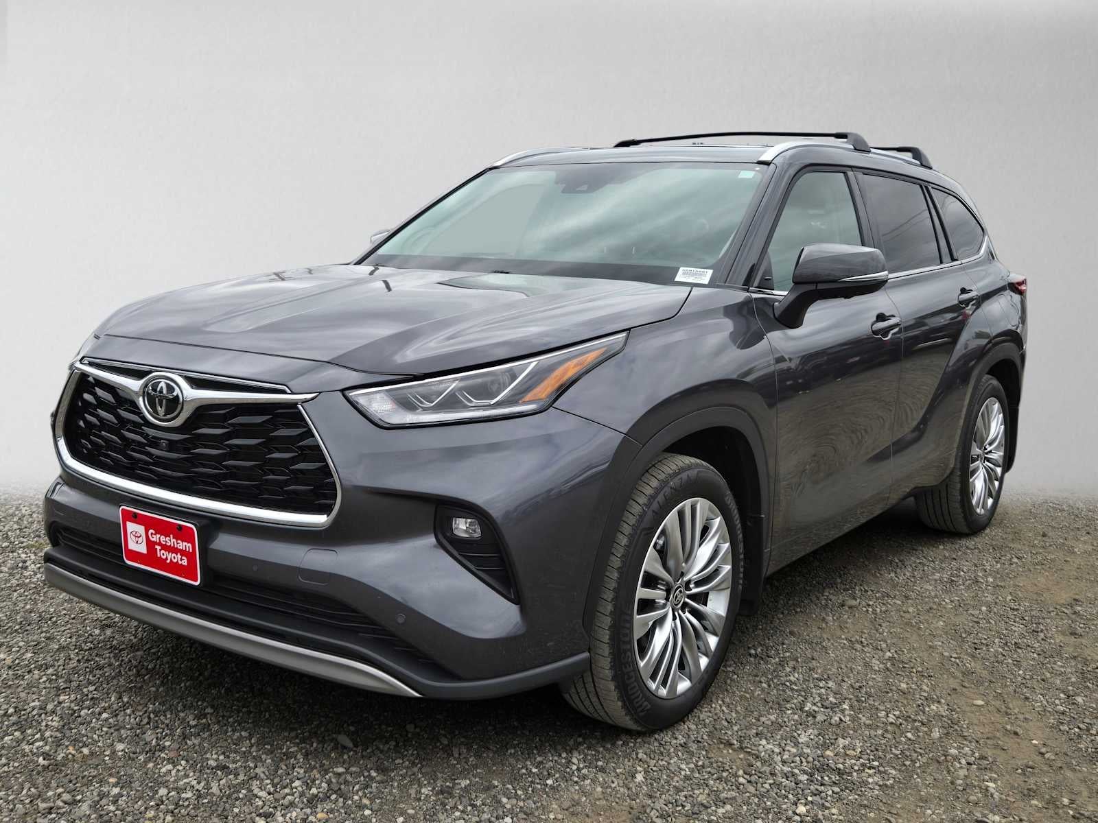 2025 Toyota Highlander Platinum