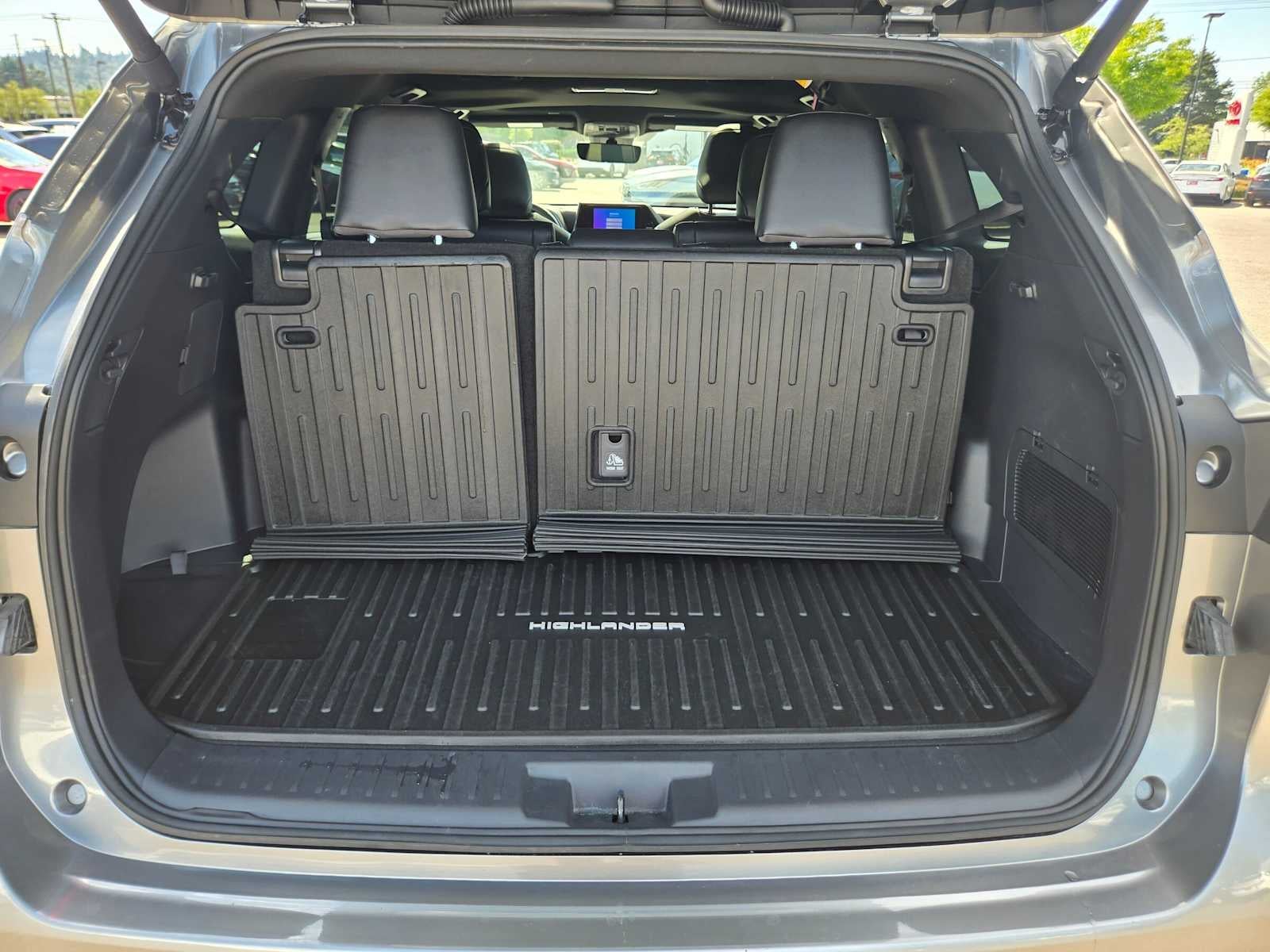 2026 Toyota Highlander XSE