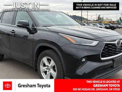2023 Toyota Highlander LE