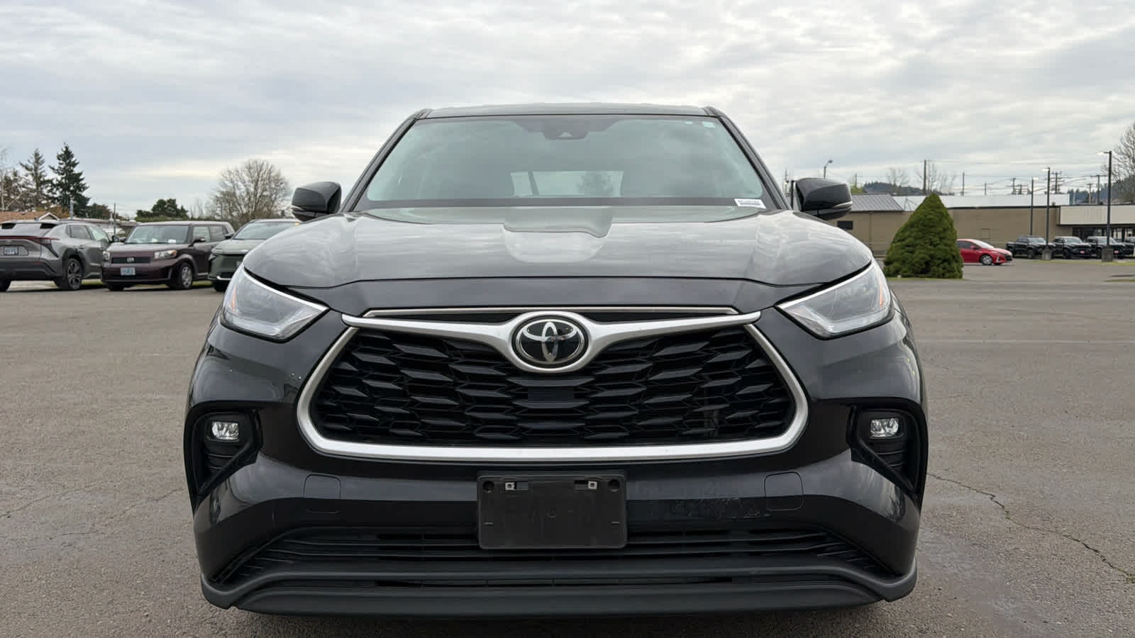 2023 Toyota Highlander LE