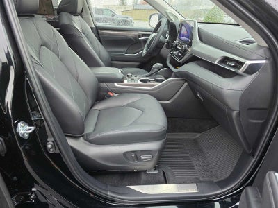 2025 Toyota Highlander Platinum