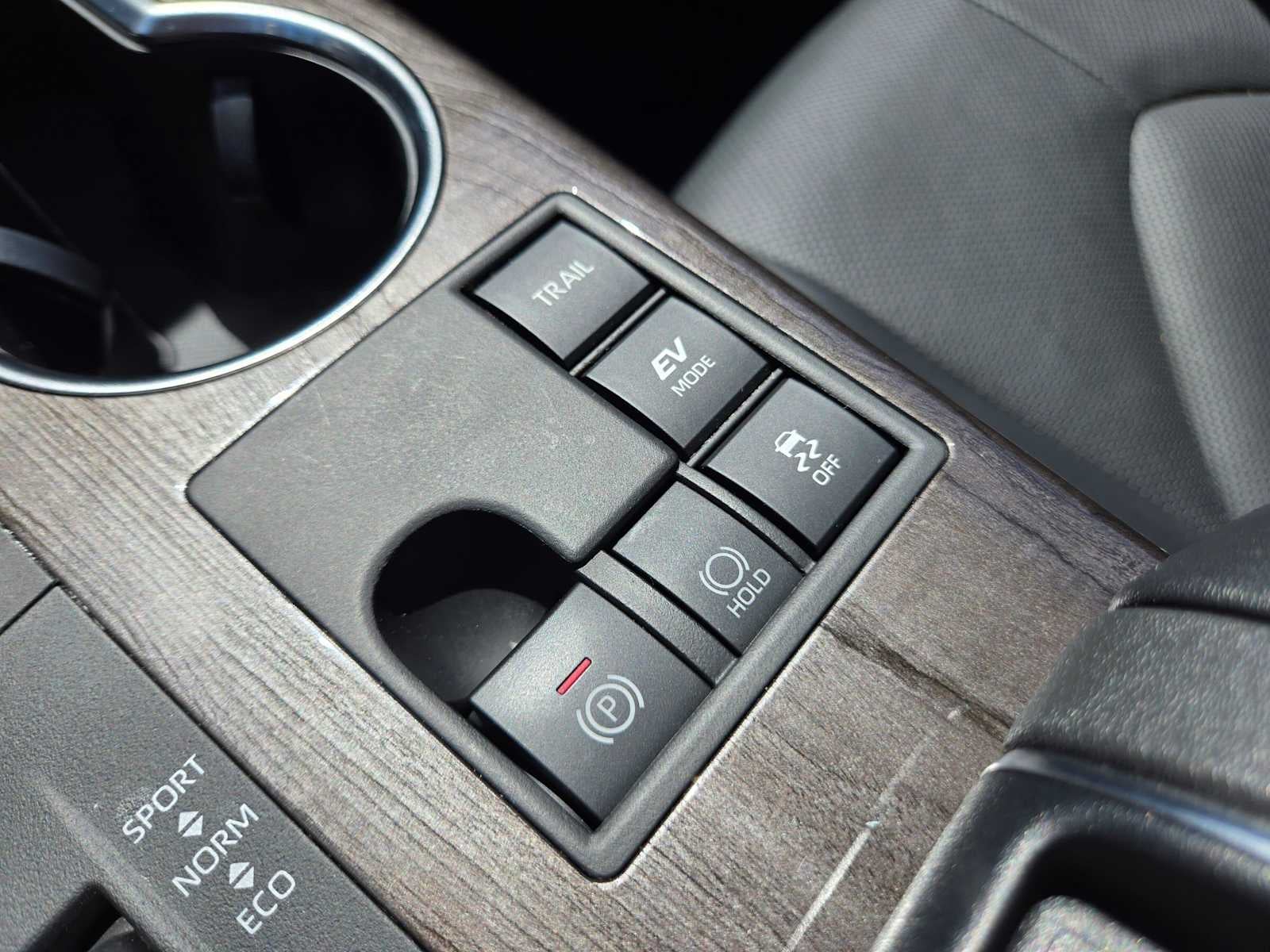 2024 Toyota Highlander Hybrid Limited