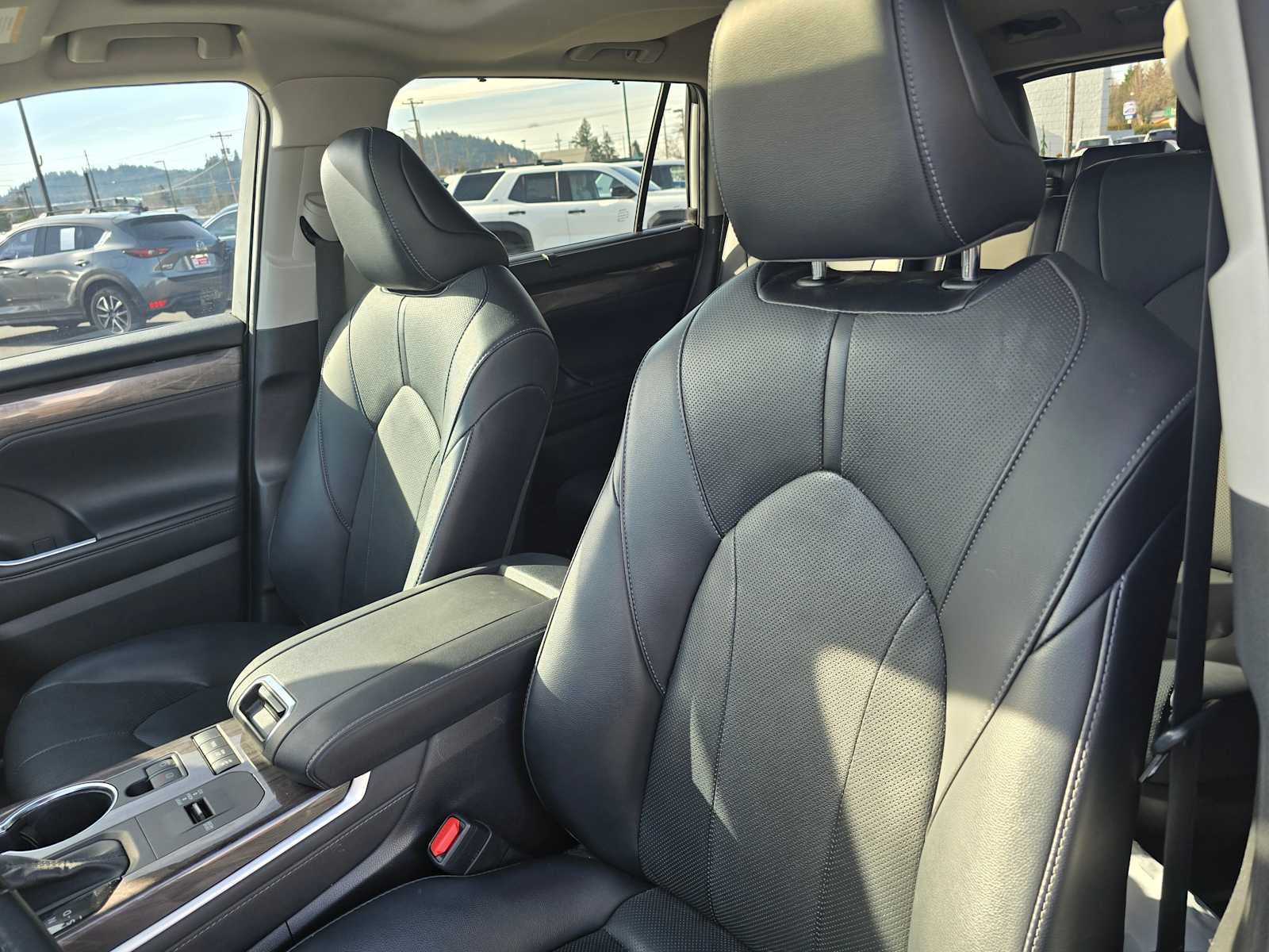 2022 Toyota Highlander Hybrid Limited